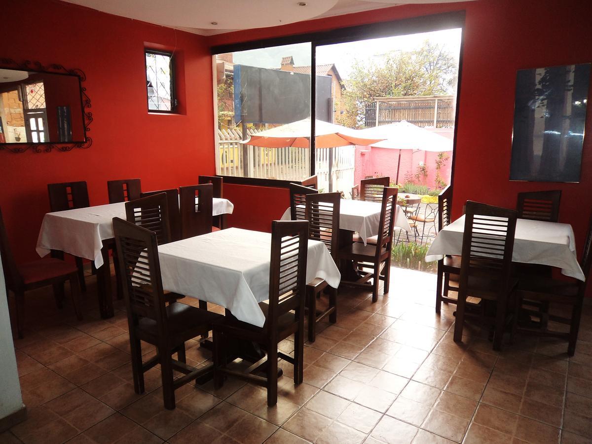 Hostal Imperial Quito Bagian luar foto