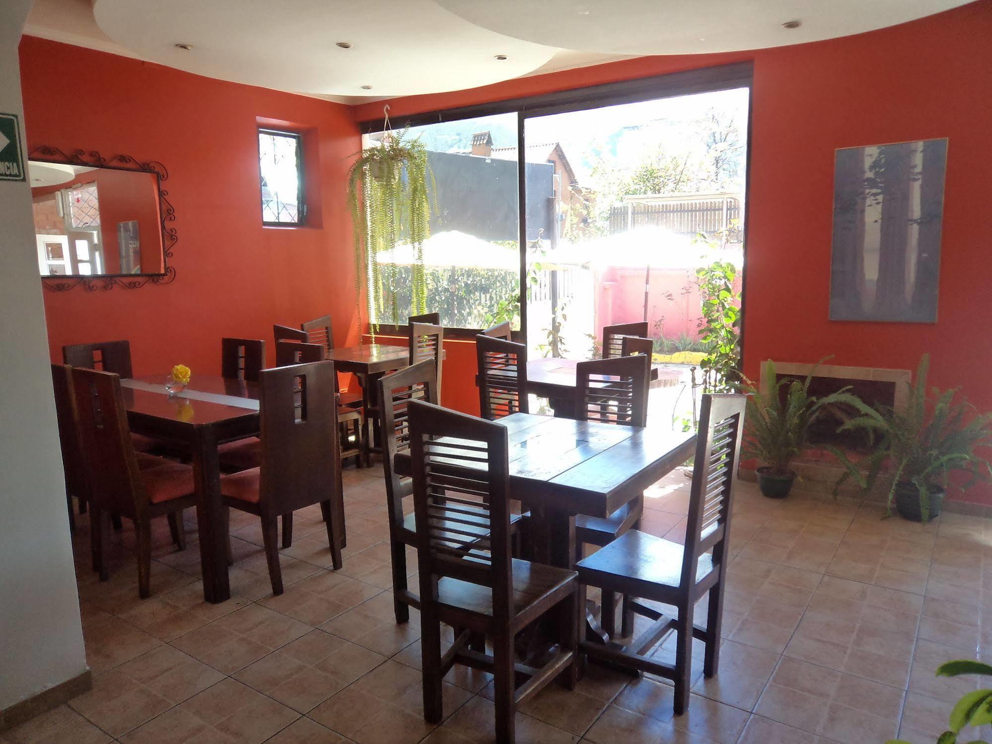 Hostal Imperial Quito Bagian luar foto