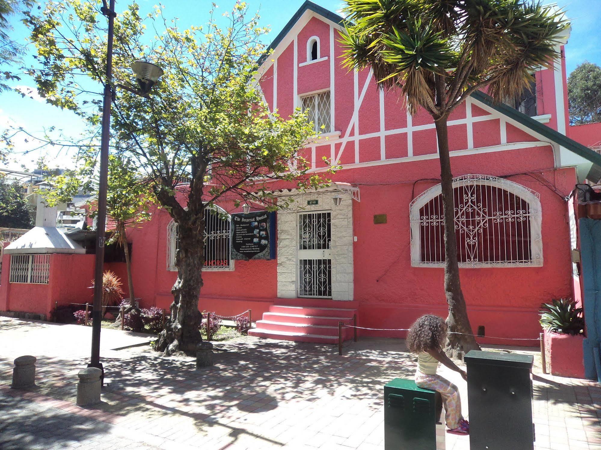 Hostal Imperial Quito Bagian luar foto