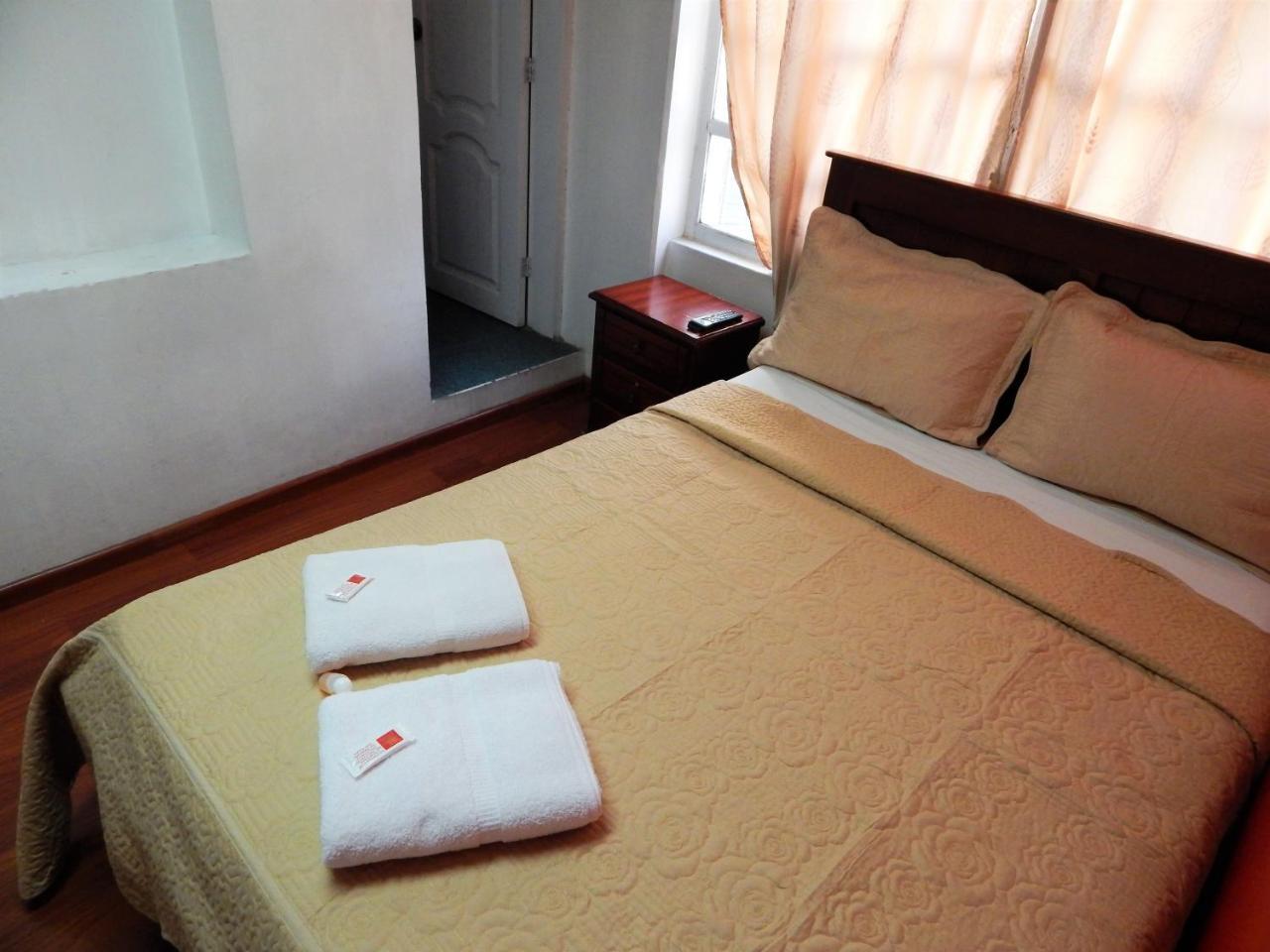 Hostal Imperial Quito Bagian luar foto
