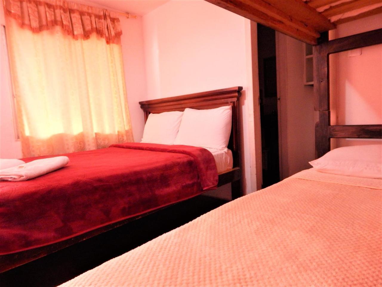Hostal Imperial Quito Bagian luar foto