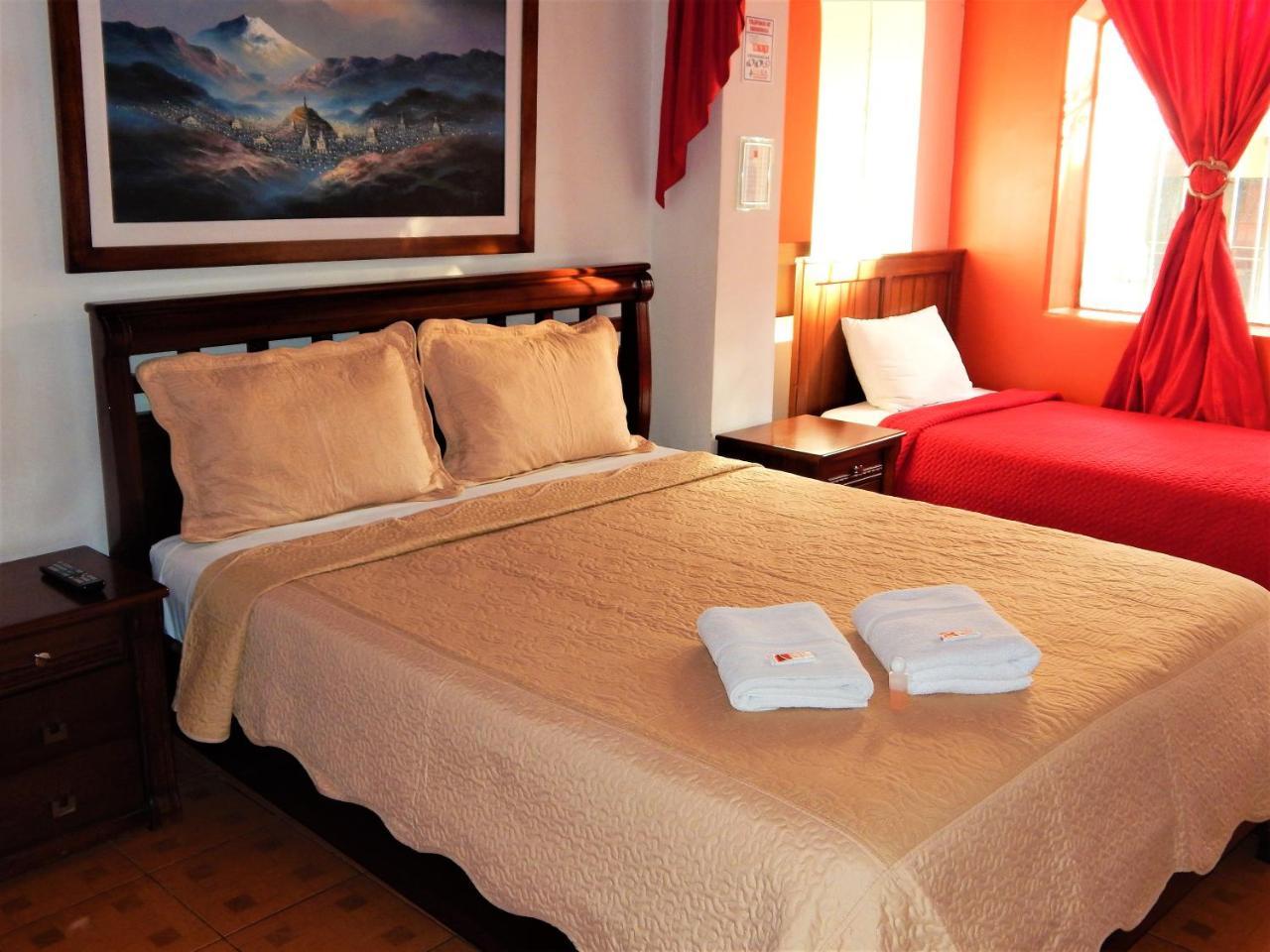 Hostal Imperial Quito Bagian luar foto