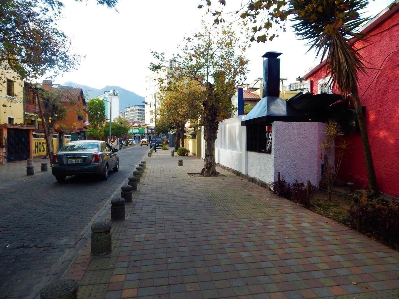 Hostal Imperial Quito Bagian luar foto